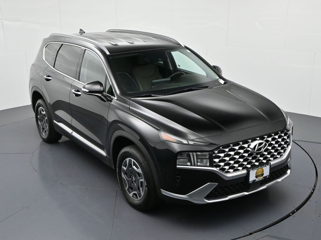 Hyundai Santa Fe Hybrid Vehicle Full-screen Gallery Image 15