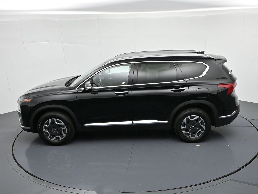 Hyundai Santa Fe Hybrid Vehicle Full-screen Gallery Image 18