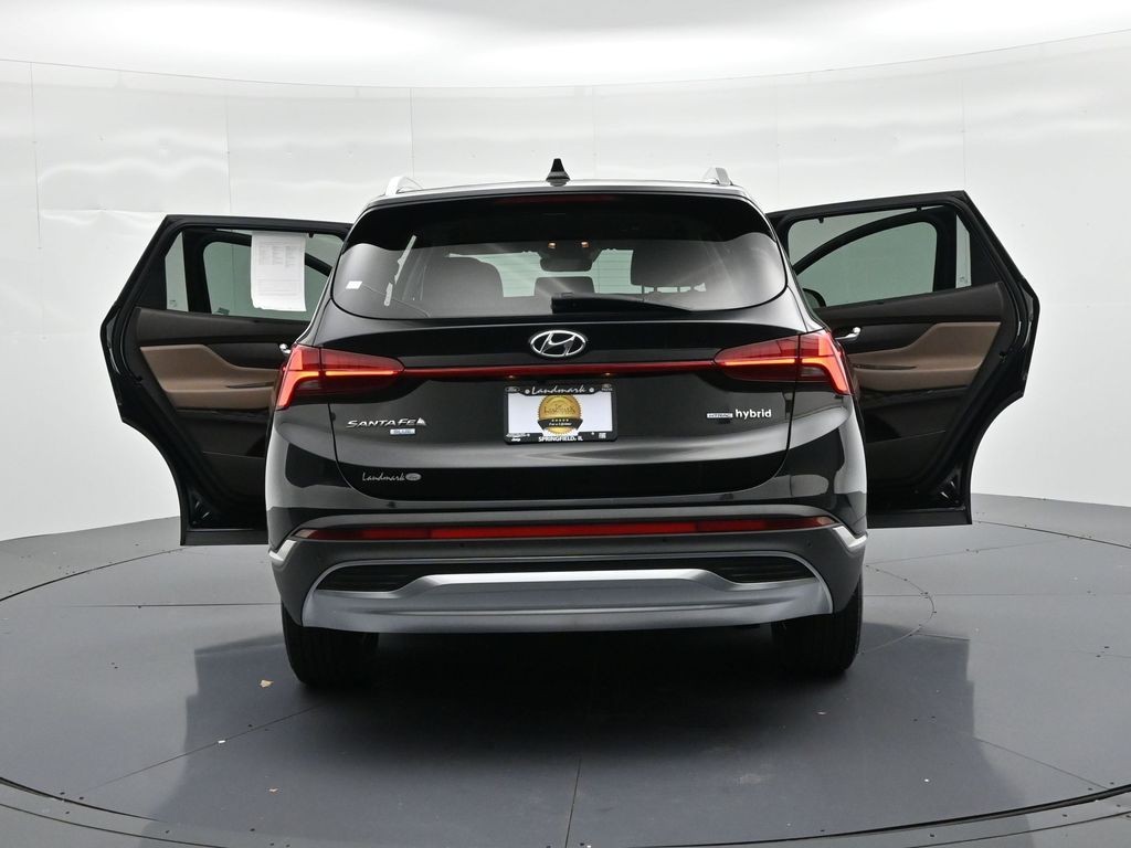 Hyundai Santa Fe Hybrid Vehicle Full-screen Gallery Image 26