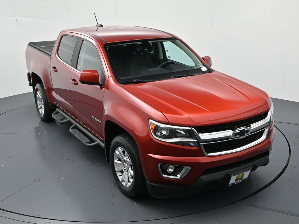 Chevrolet Colorado Vehicle Full-screen Gallery Image 16