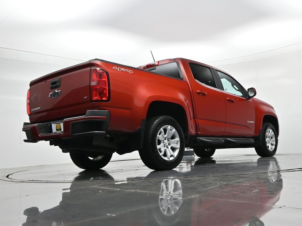 Chevrolet Colorado Vehicle Full-screen Gallery Image 22