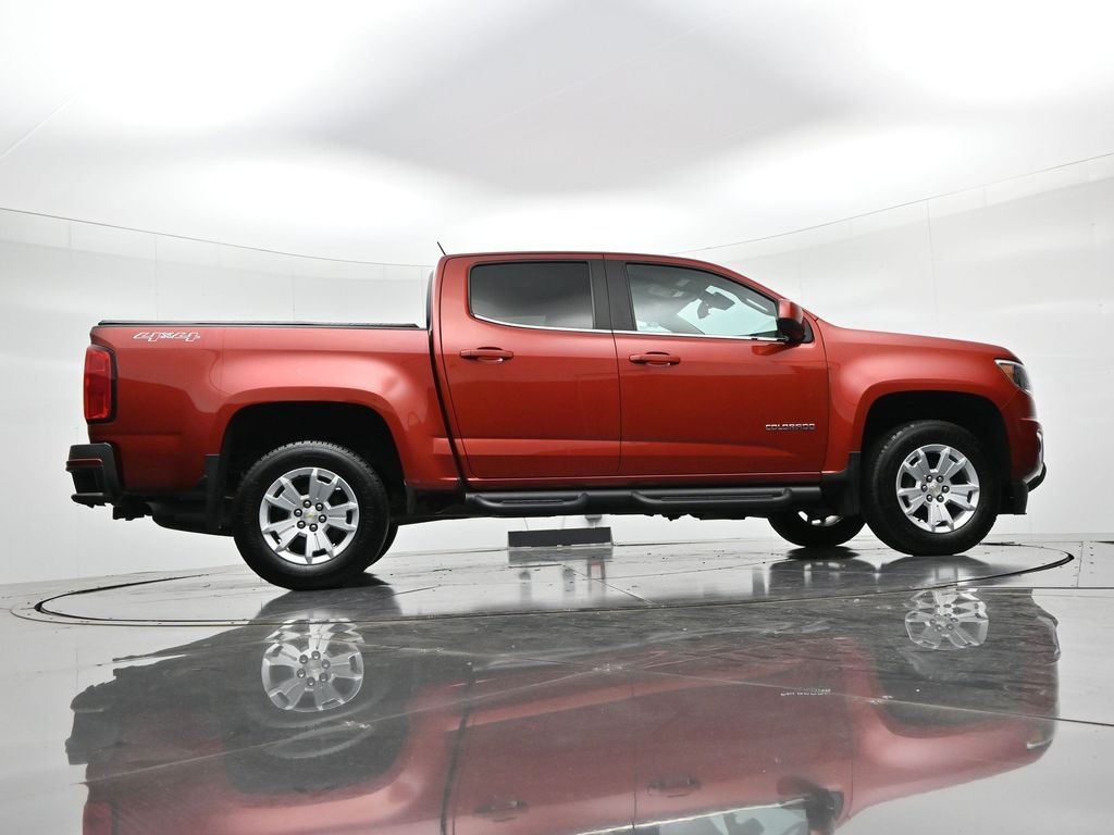 Chevrolet Colorado Vehicle Full-screen Gallery Image 23