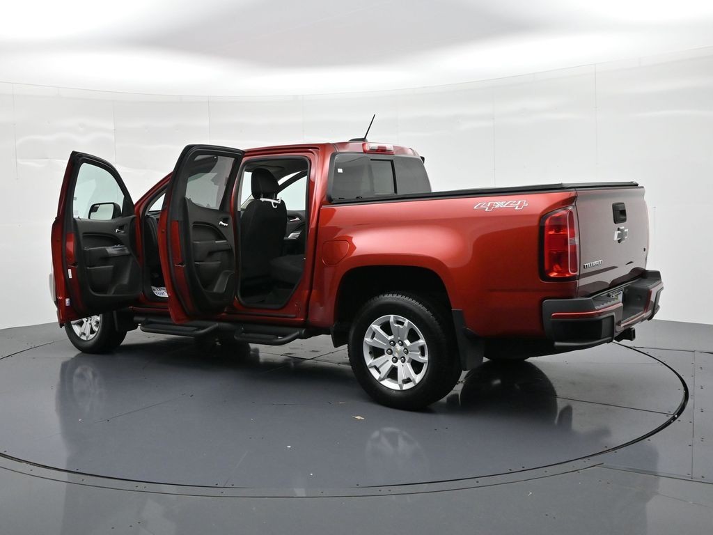 Chevrolet Colorado Vehicle Full-screen Gallery Image 25
