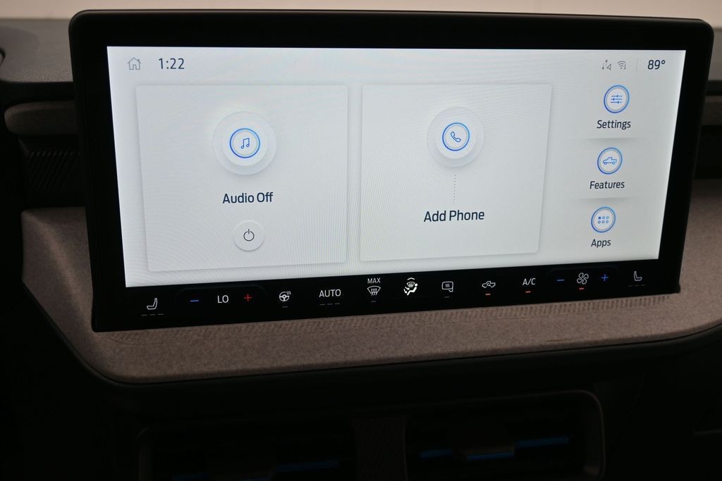 Ford Maverick Vehicle Full-screen Gallery Image 10