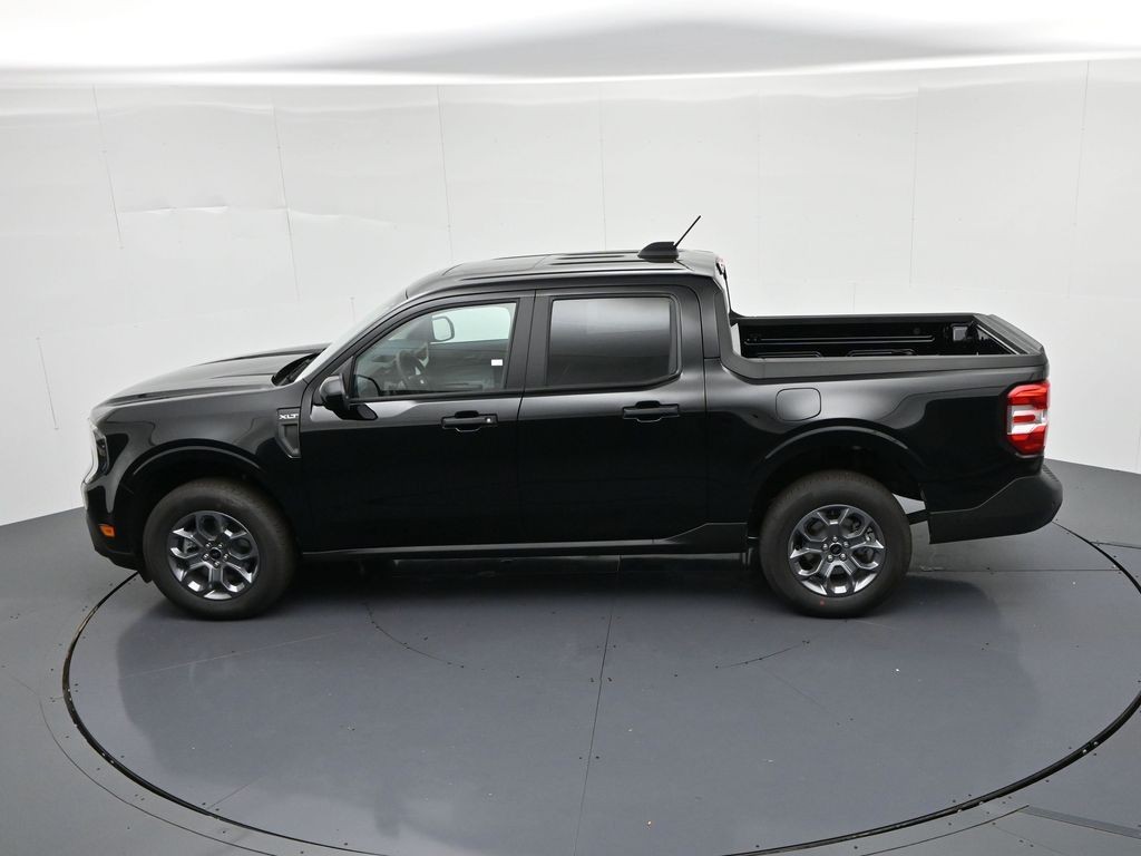 Ford Maverick Vehicle Full-screen Gallery Image 19