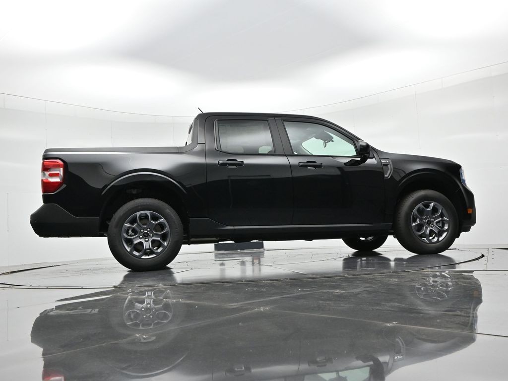 Ford Maverick Vehicle Full-screen Gallery Image 23