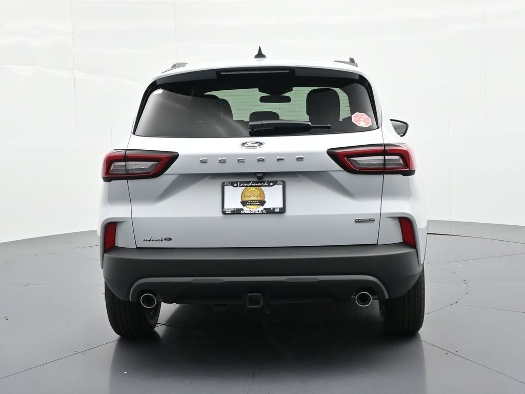 Ford Escape Hybrid Vehicle Full-screen Gallery Image 7