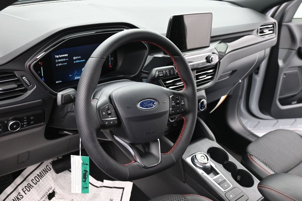 Ford Escape Hybrid Vehicle Full-screen Gallery Image 14