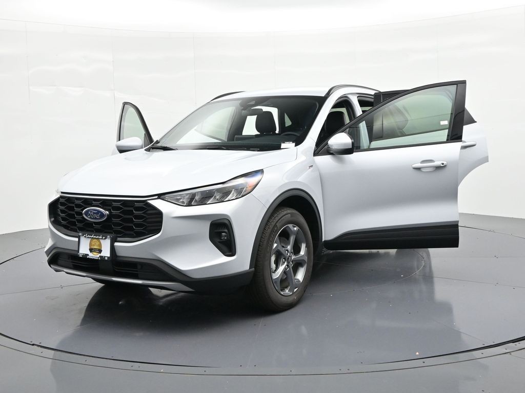 Ford Escape Hybrid Vehicle Full-screen Gallery Image 25