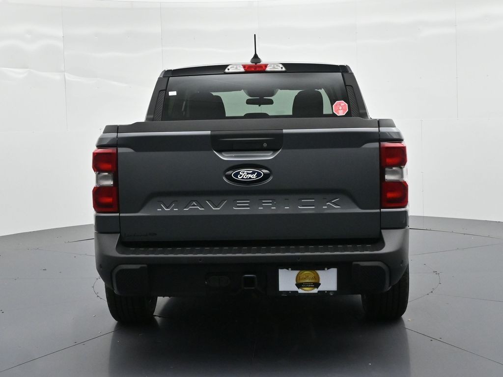 Ford Maverick Vehicle Full-screen Gallery Image 7