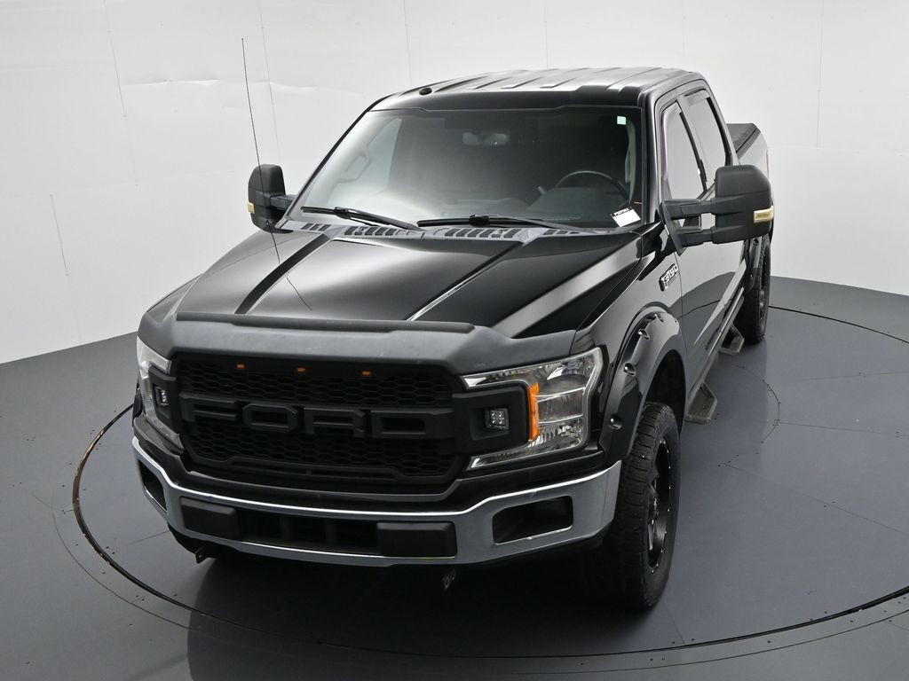 Ford F-150 Vehicle Full-screen Gallery Image 16