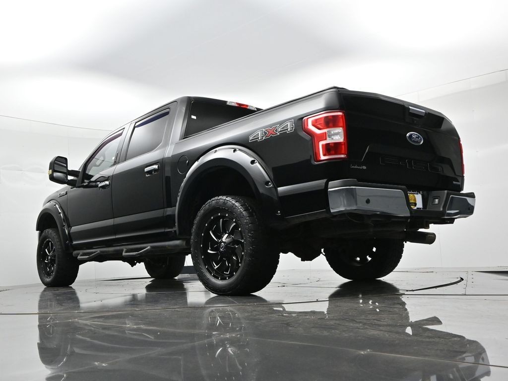 Ford F-150 Vehicle Full-screen Gallery Image 18