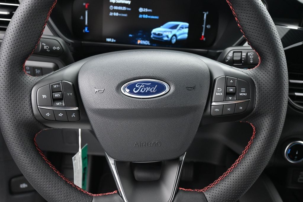 Ford Escape Hybrid Vehicle Full-screen Gallery Image 15