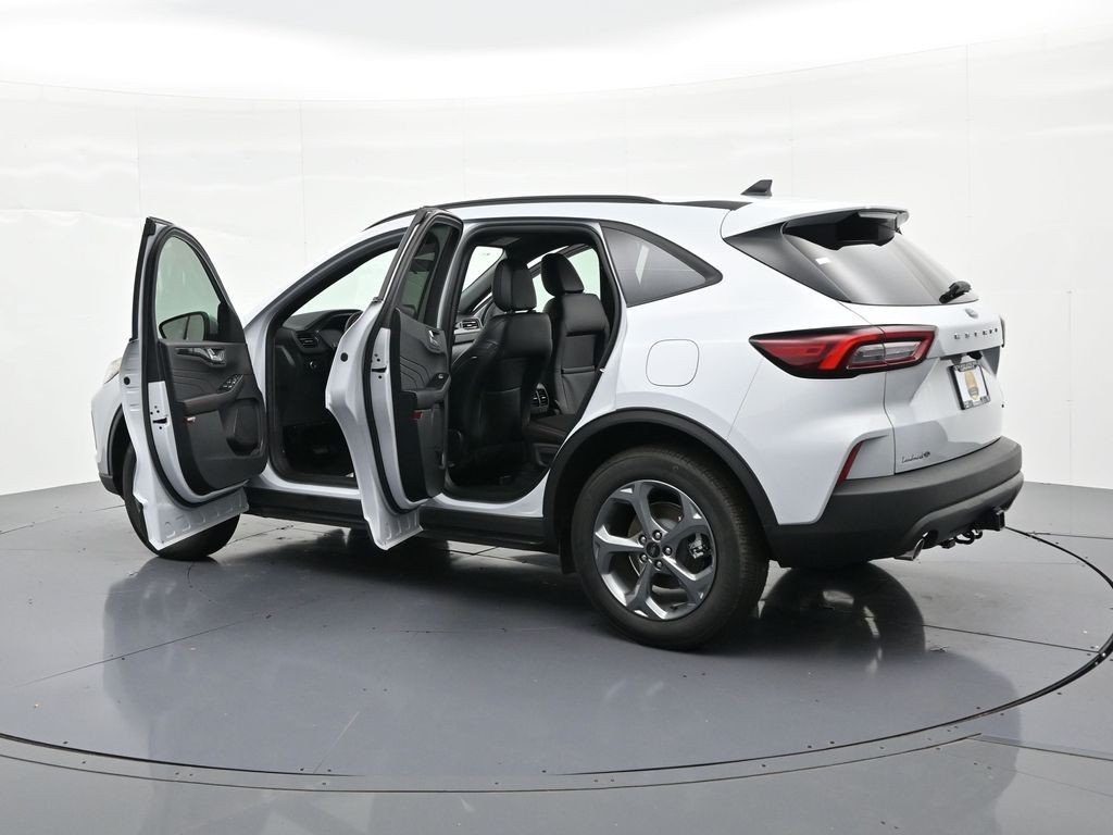 Ford Escape Hybrid Vehicle Full-screen Gallery Image 27