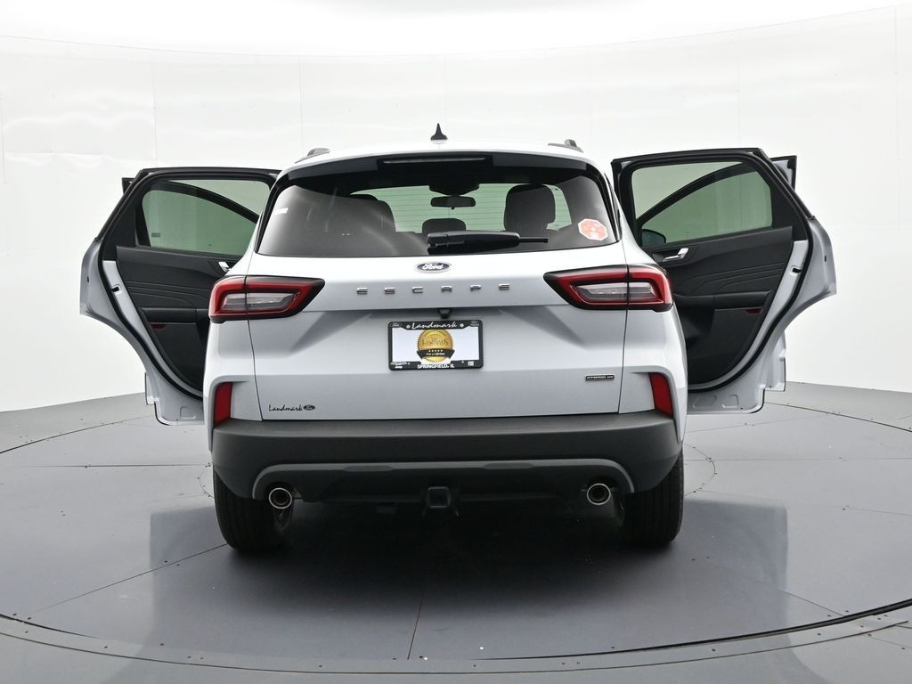 Ford Escape Hybrid Vehicle Full-screen Gallery Image 29