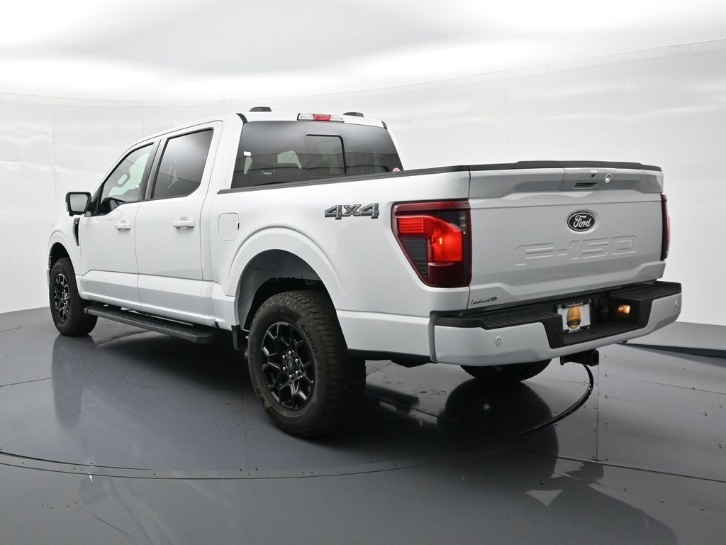 Ford F-150 Vehicle Full-screen Gallery Image 8