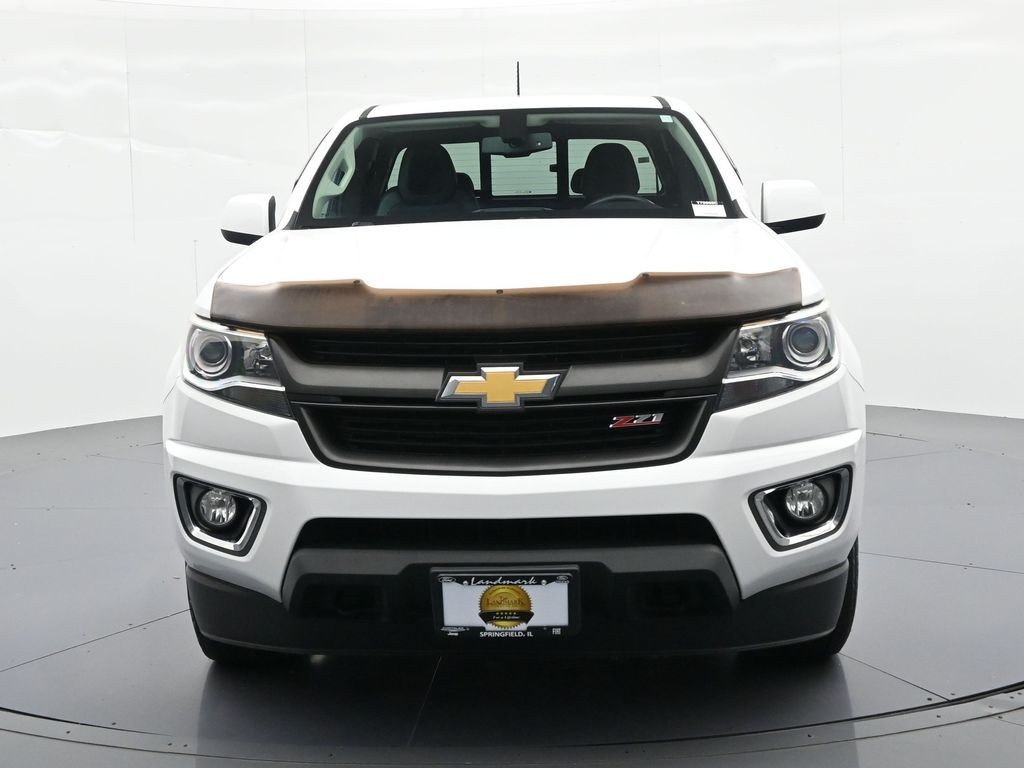Chevrolet Colorado Vehicle Full-screen Gallery Image 3