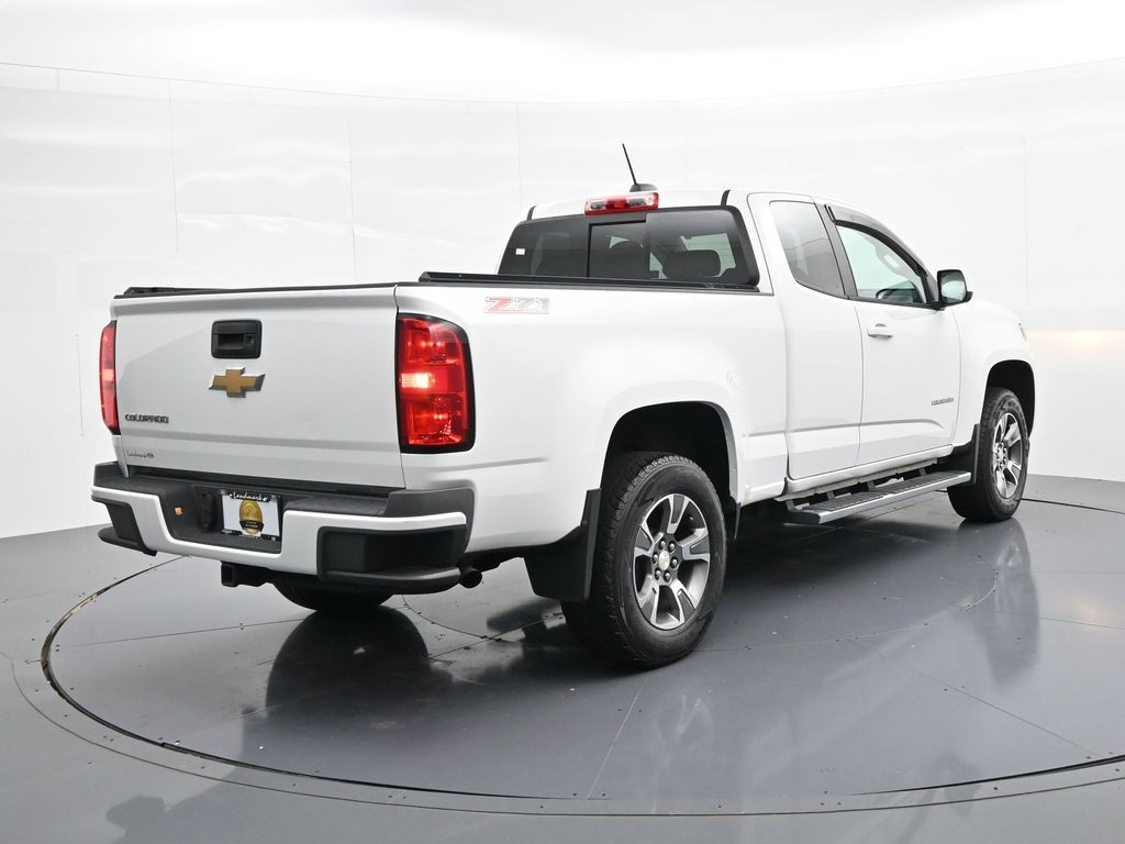 Chevrolet Colorado Vehicle Full-screen Gallery Image 6