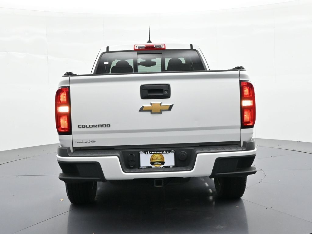 Chevrolet Colorado Vehicle Full-screen Gallery Image 7