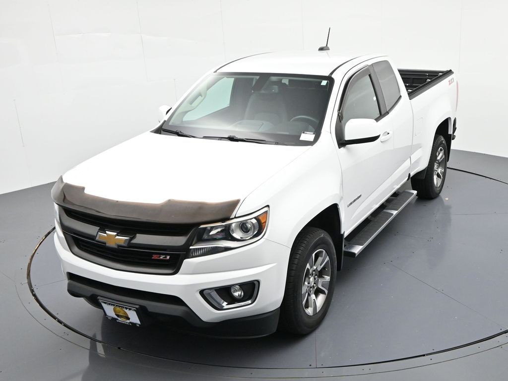 Chevrolet Colorado Vehicle Full-screen Gallery Image 17
