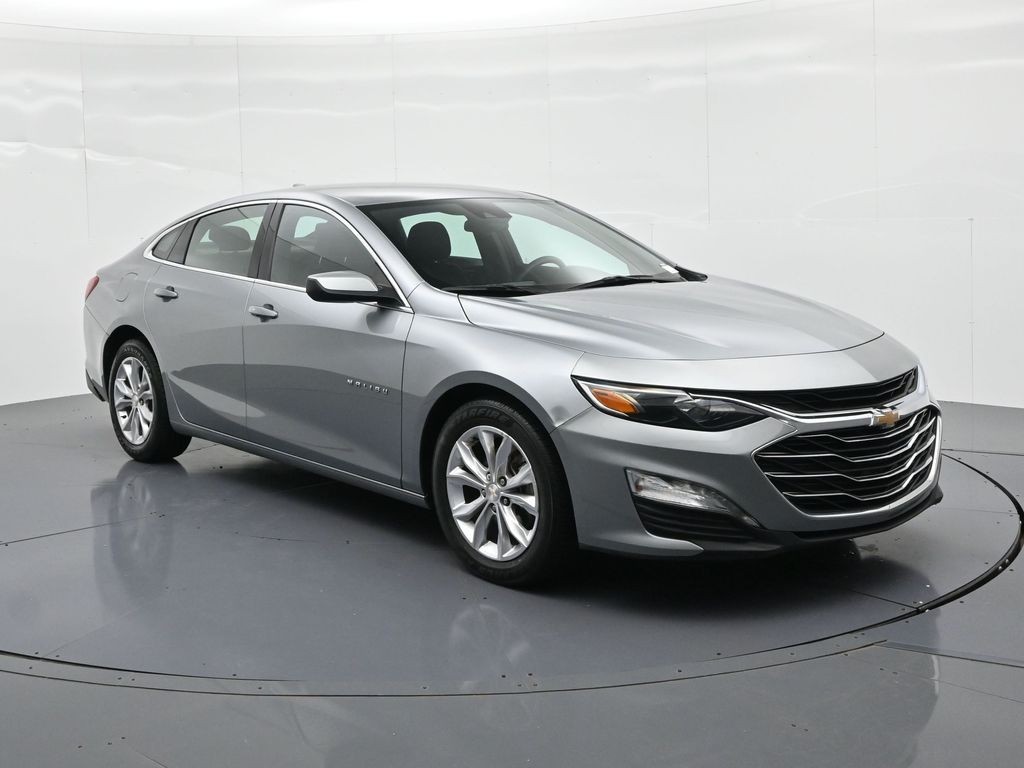 Chevrolet Malibu Vehicle Full-screen Gallery Image 04
