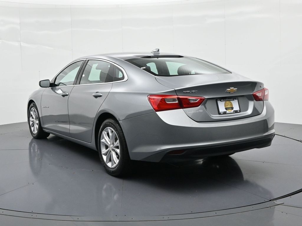 Chevrolet Malibu Vehicle Full-screen Gallery Image 08