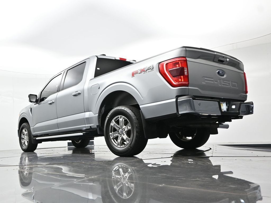 Ford F-150 Vehicle Full-screen Gallery Image 19