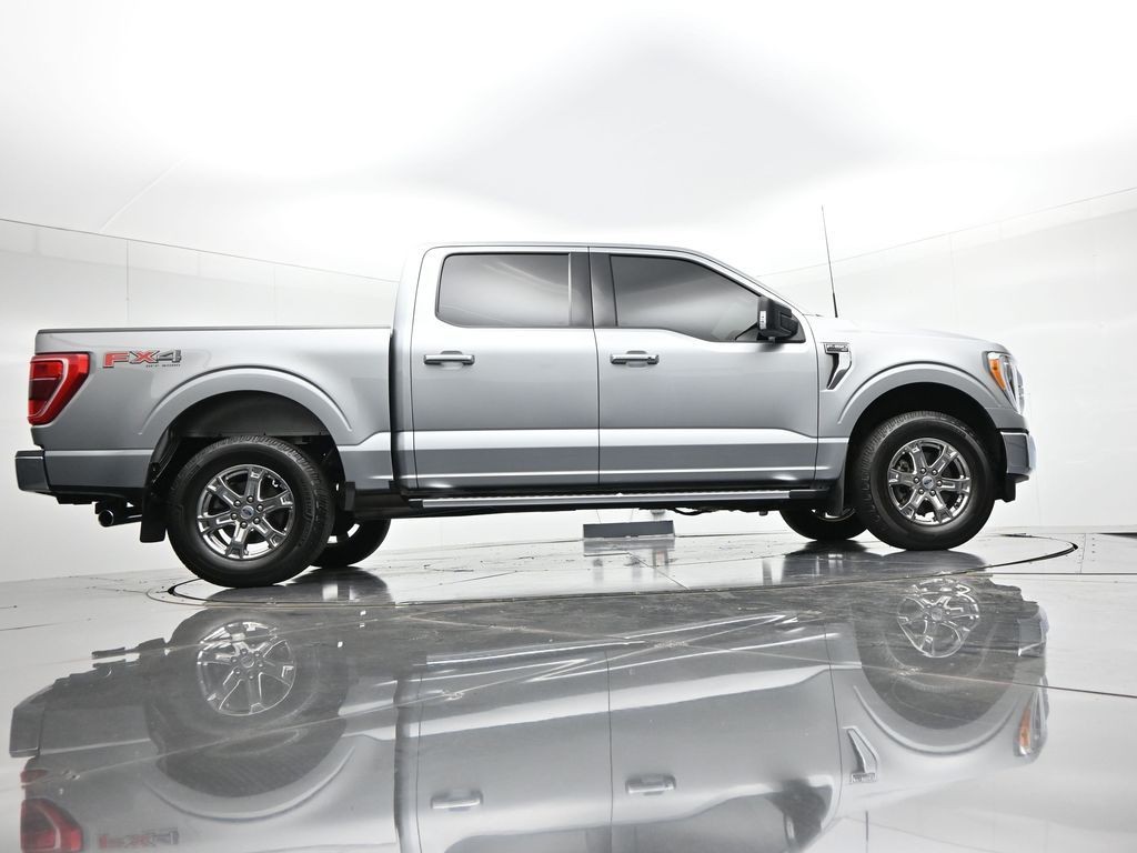 Ford F-150 Vehicle Full-screen Gallery Image 22