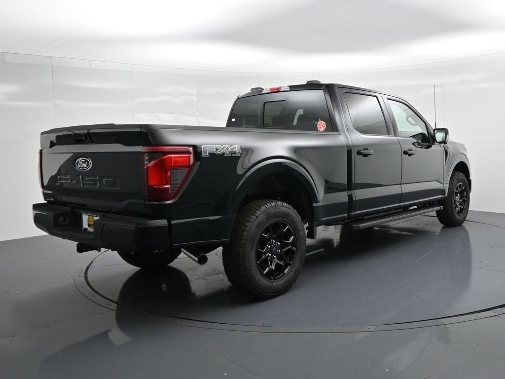 Ford F-150 Vehicle Full-screen Gallery Image 6