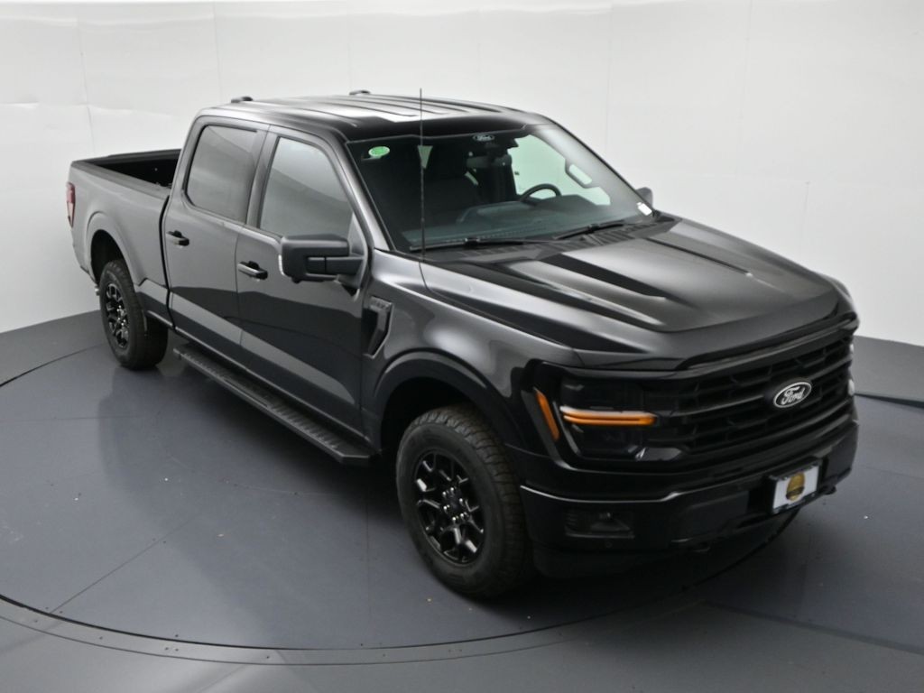 Ford F-150 Vehicle Full-screen Gallery Image 17