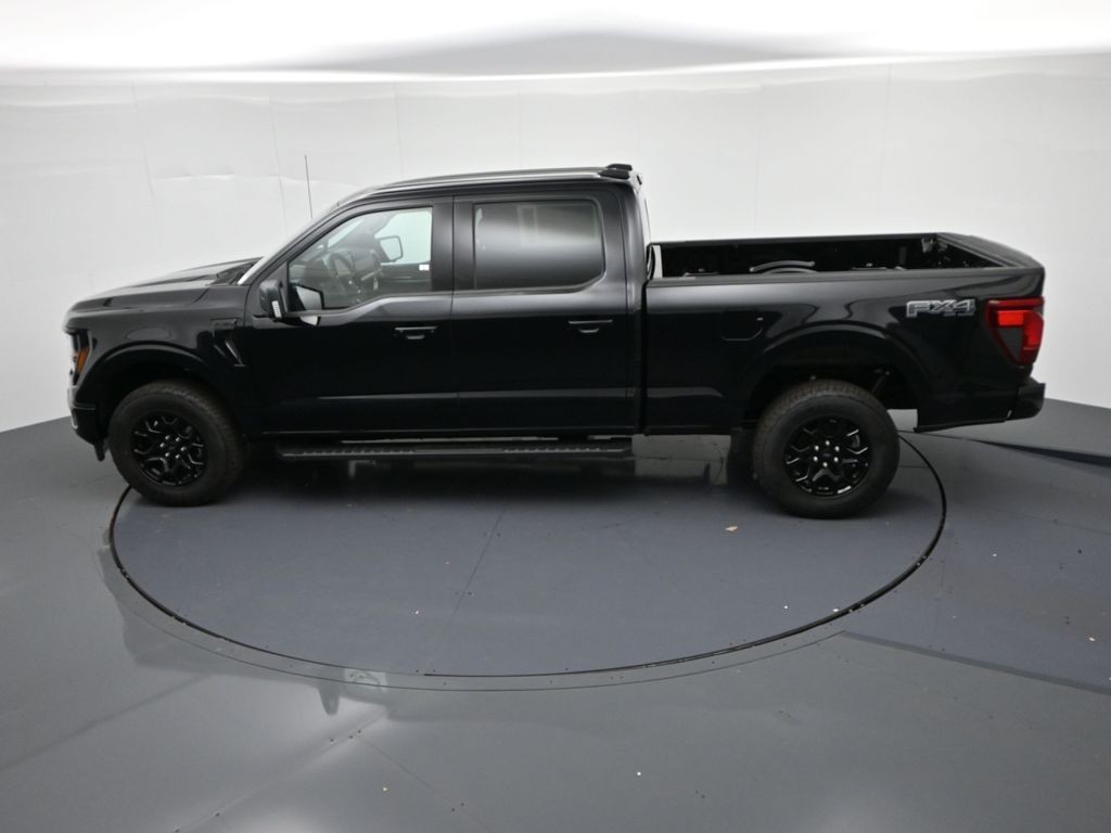 Ford F-150 Vehicle Full-screen Gallery Image 20
