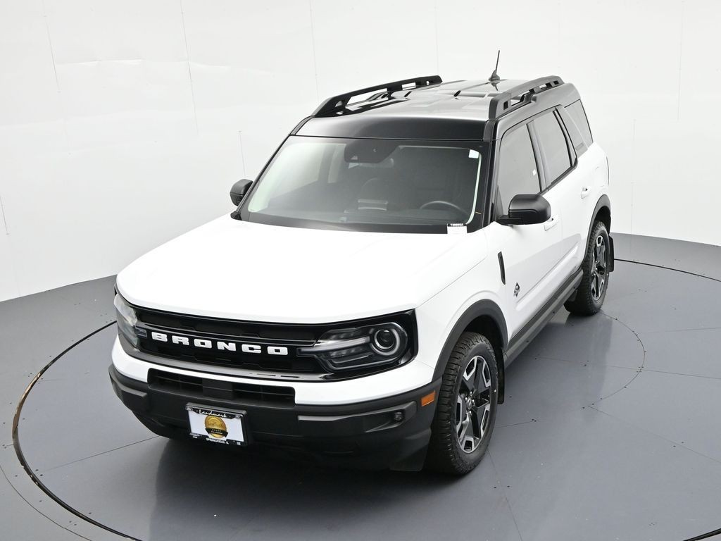 Ford Bronco Sport Vehicle Full-screen Gallery Image 20