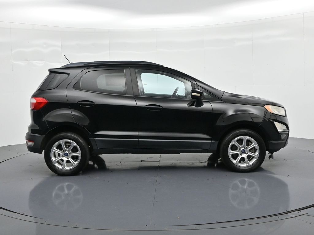 Ford EcoSport Vehicle Full-screen Gallery Image 5