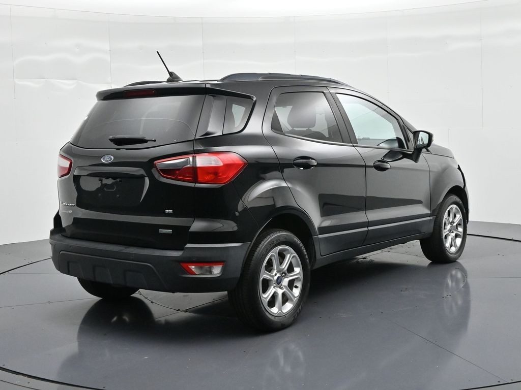 Ford EcoSport Vehicle Full-screen Gallery Image 6