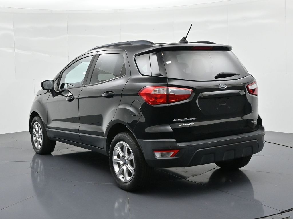 Ford EcoSport Vehicle Full-screen Gallery Image 8