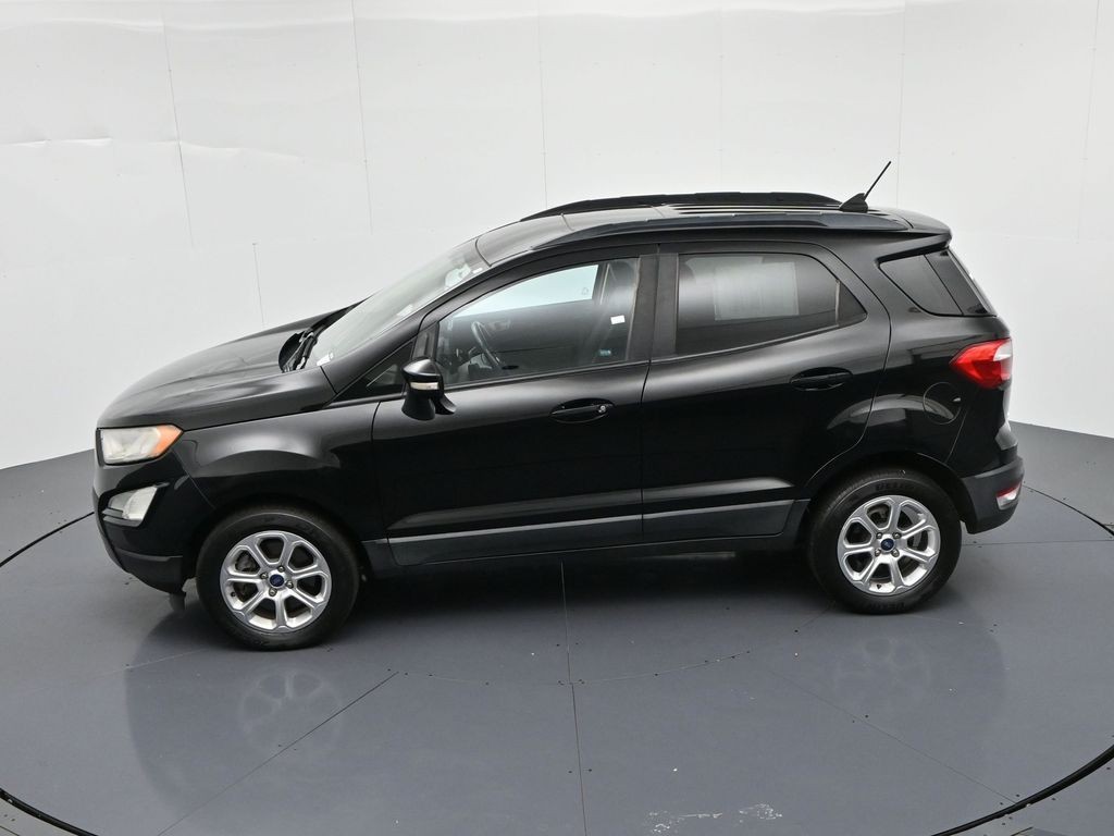 Ford EcoSport Vehicle Full-screen Gallery Image 18