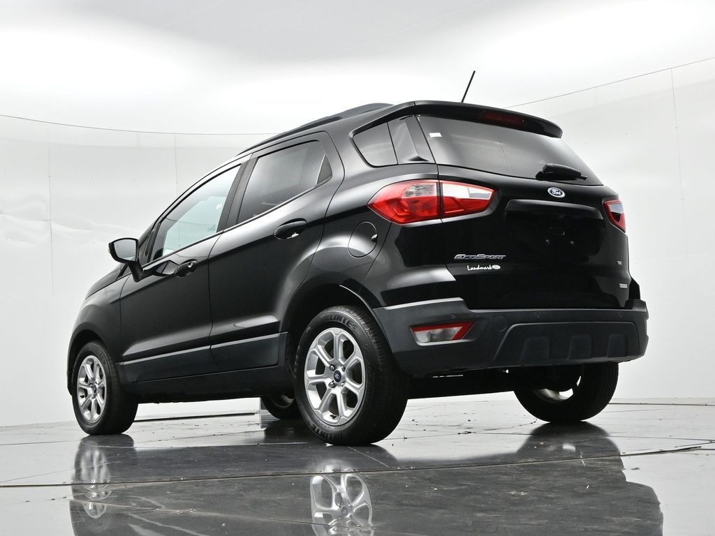Ford EcoSport Vehicle Full-screen Gallery Image 19
