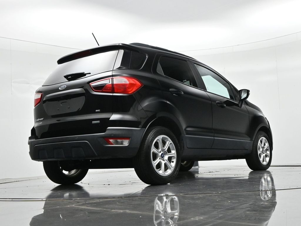 Ford EcoSport Vehicle Full-screen Gallery Image 21