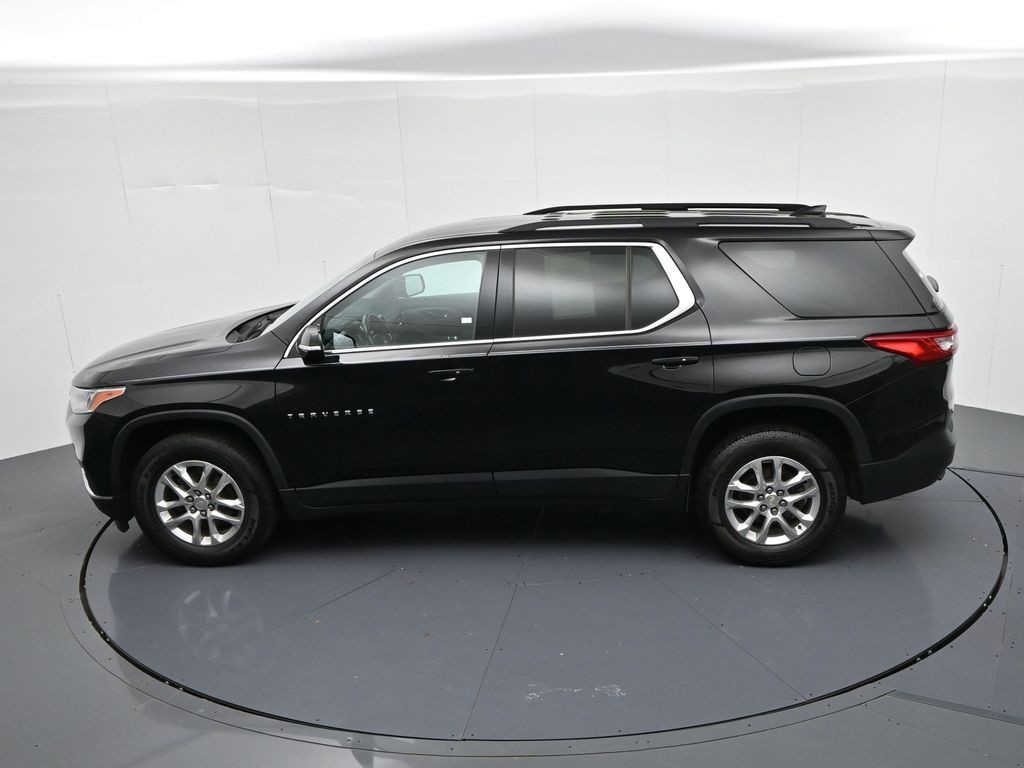 Chevrolet Traverse Vehicle Full-screen Gallery Image 17