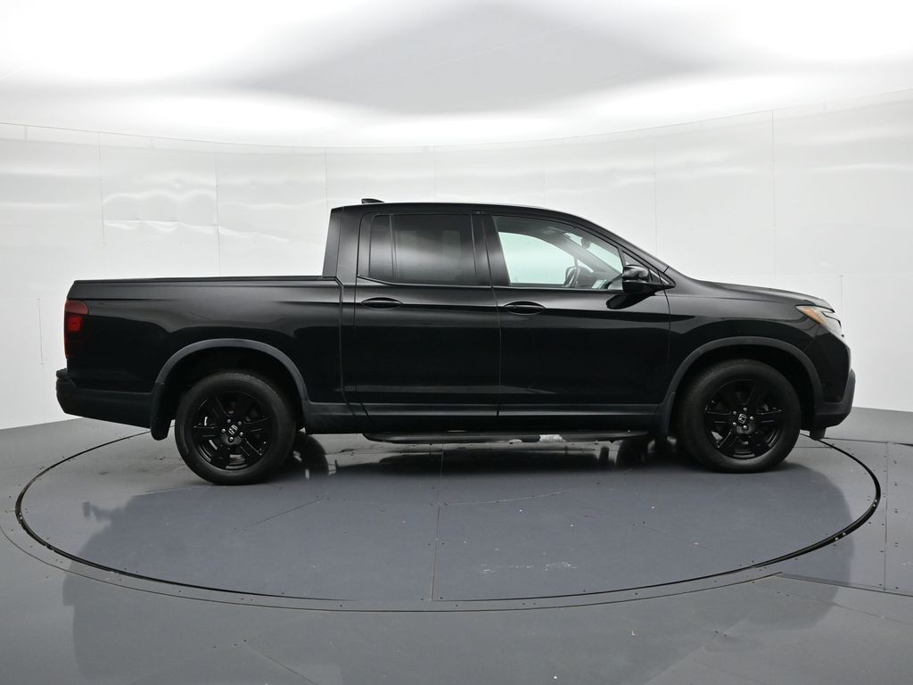 Honda Ridgeline Vehicle Full-screen Gallery Image 05