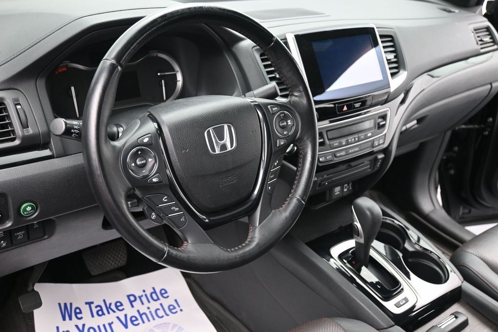 Honda Ridgeline Vehicle Full-screen Gallery Image 14