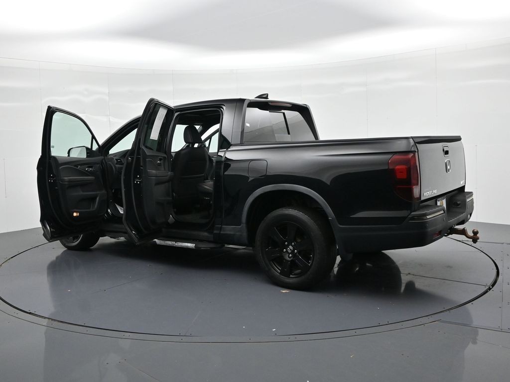Honda Ridgeline Vehicle Full-screen Gallery Image 24