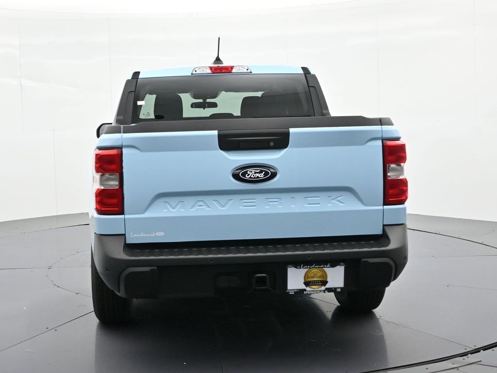 Ford Maverick Vehicle Full-screen Gallery Image 7