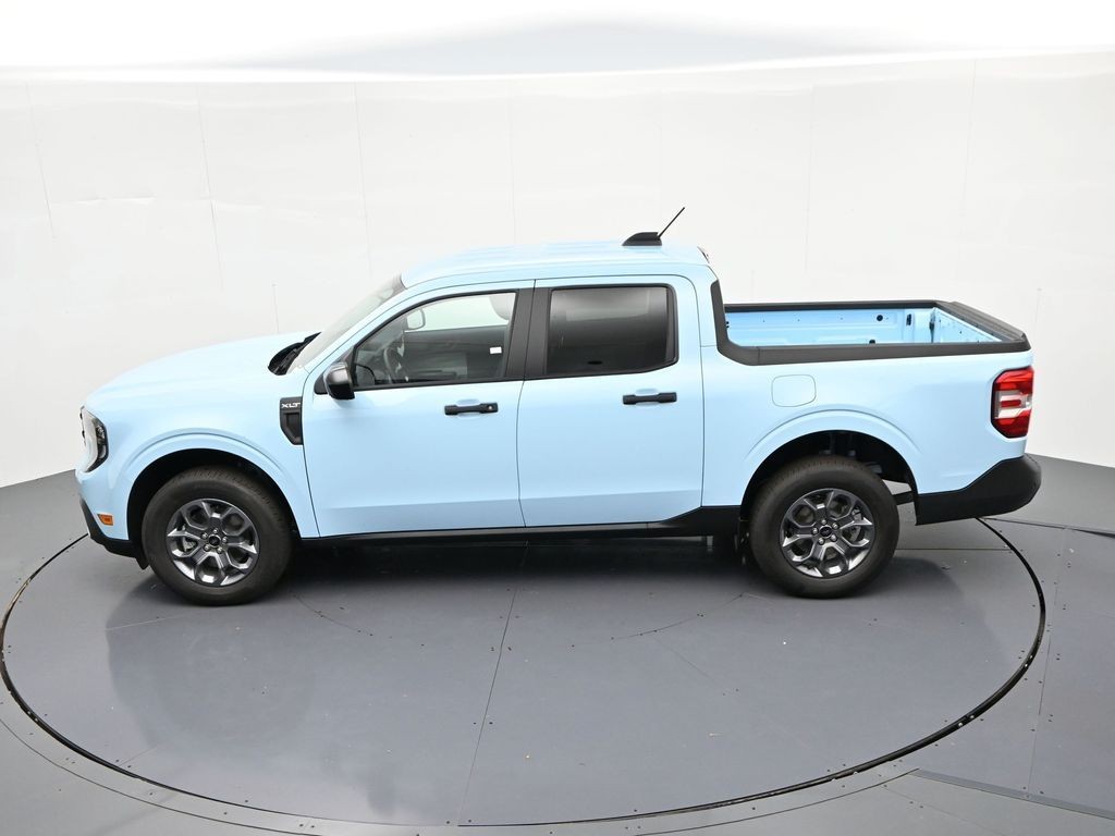 Ford Maverick Vehicle Full-screen Gallery Image 19