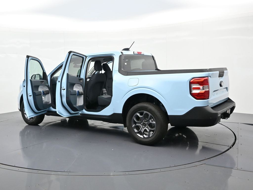 Ford Maverick Vehicle Full-screen Gallery Image 25