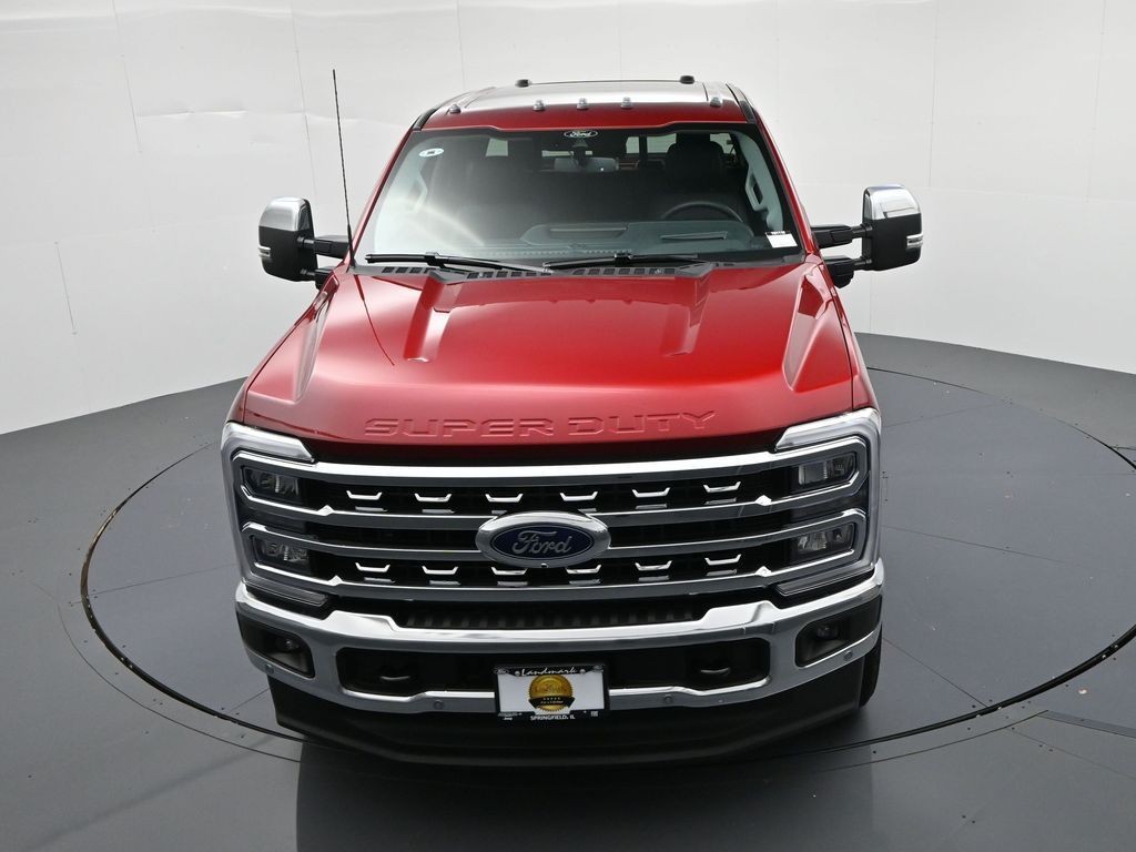 Ford F-250SD Vehicle Full-screen Gallery Image 19