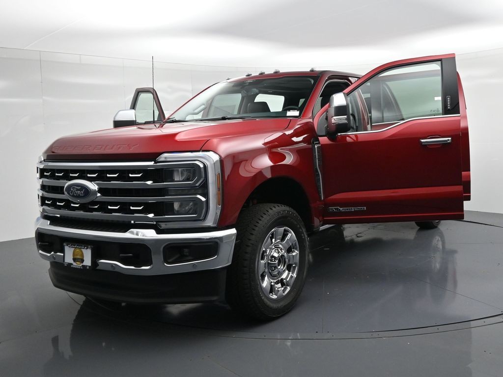 Ford F-250SD Vehicle Full-screen Gallery Image 28