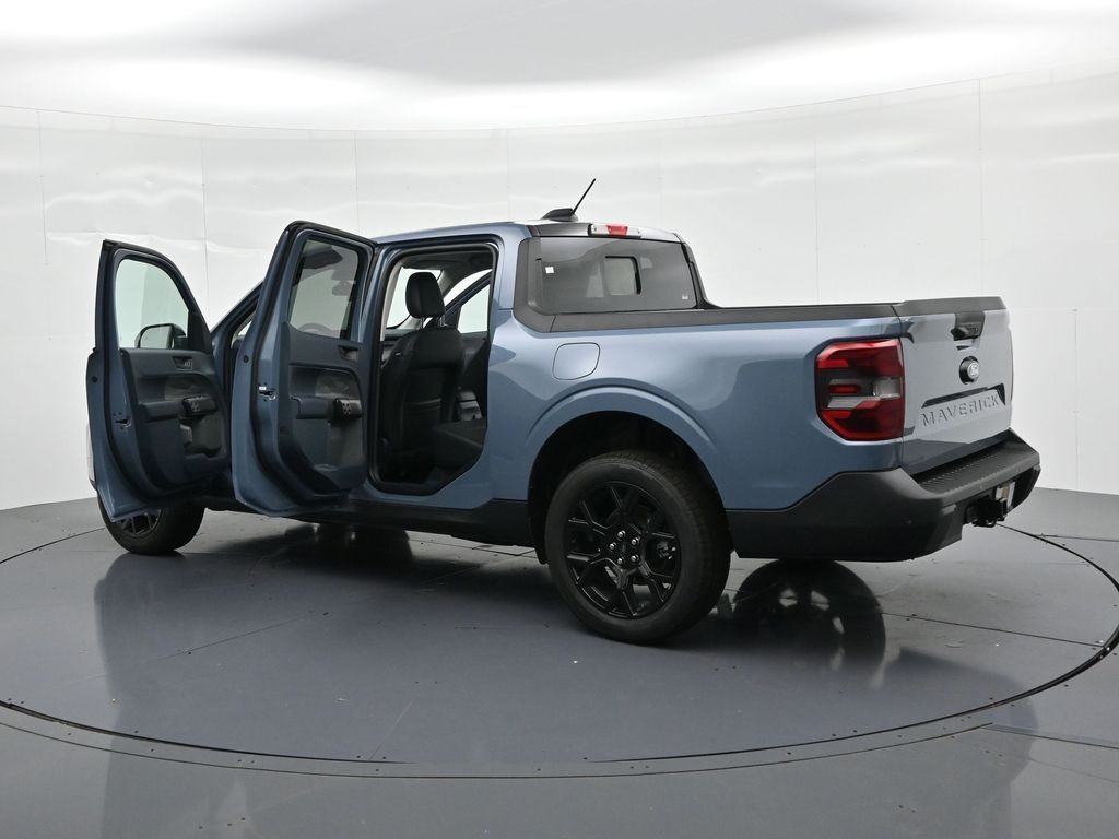 Ford Maverick Vehicle Full-screen Gallery Image 25