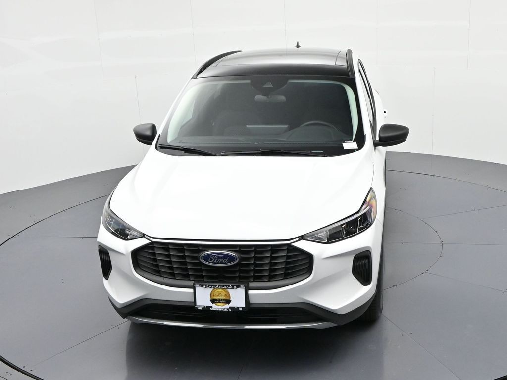 Ford Escape Vehicle Full-screen Gallery Image 21