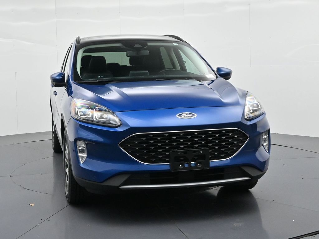 Ford Escape Vehicle Full-screen Gallery Image 7